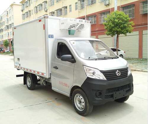 程力威牌CLW5020XLCSC6型冷藏車(chē)