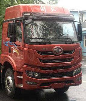 程力威牌CLW5314ZSLC6型散裝飼料運(yùn)輸車